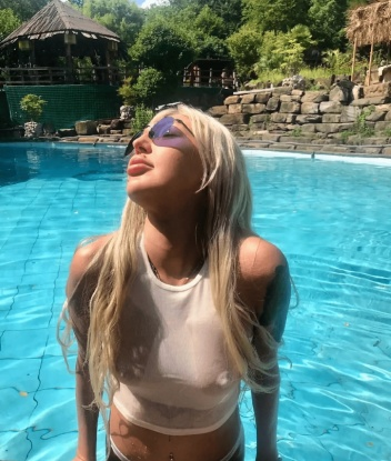 Алиса, 33 года, 2 размер груди